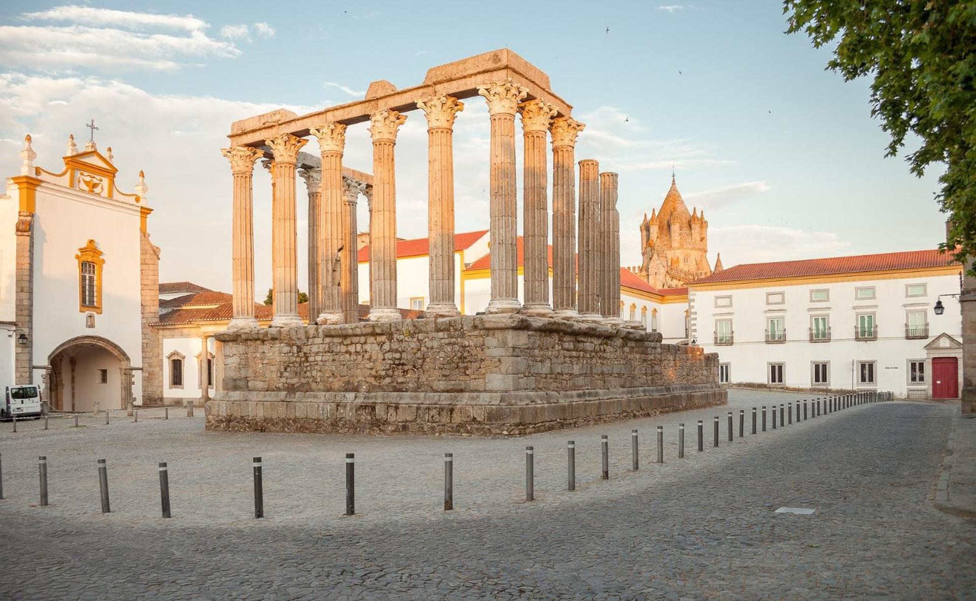 Parque De Campismo Orbitur Evora Hotel Bagian luar foto