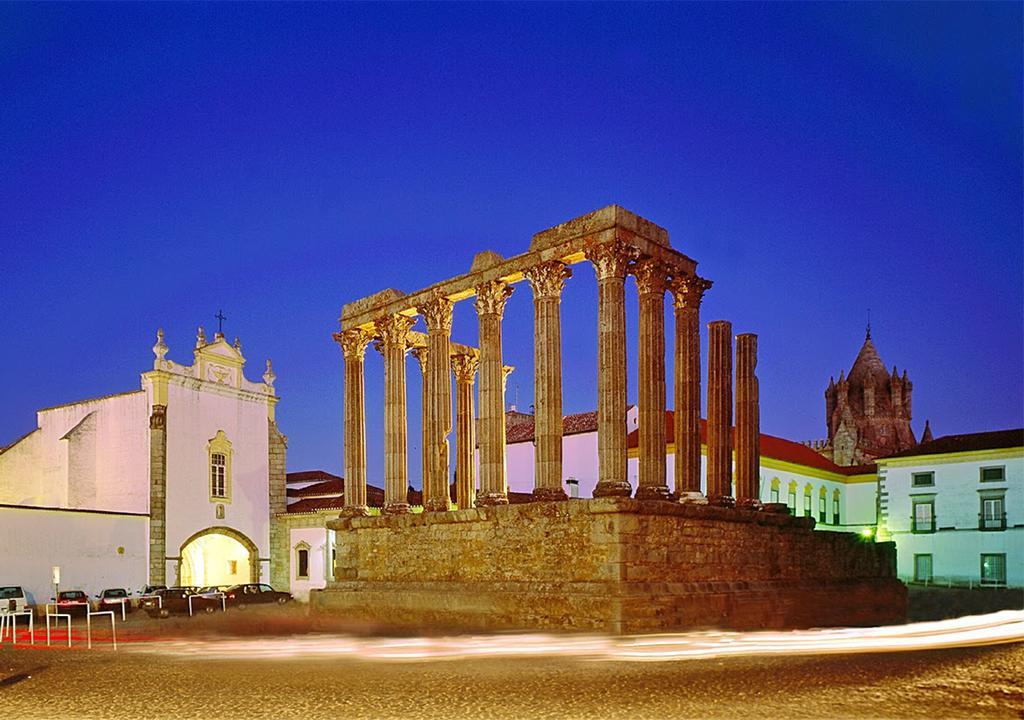 Parque De Campismo Orbitur Evora Hotel Bagian luar foto